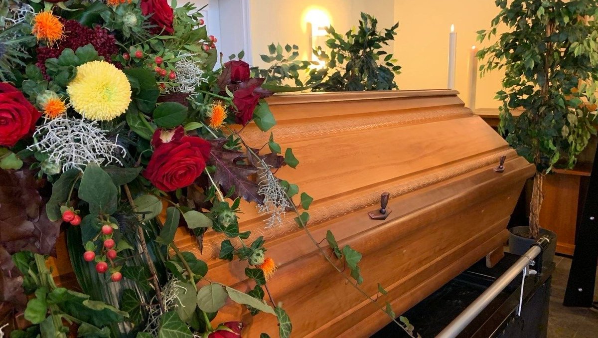 Please help me. My Wife is died last Monday. I can’t pay this. 🙏😭😭😭 gofund.me/3ac379b8 #GoFundMe