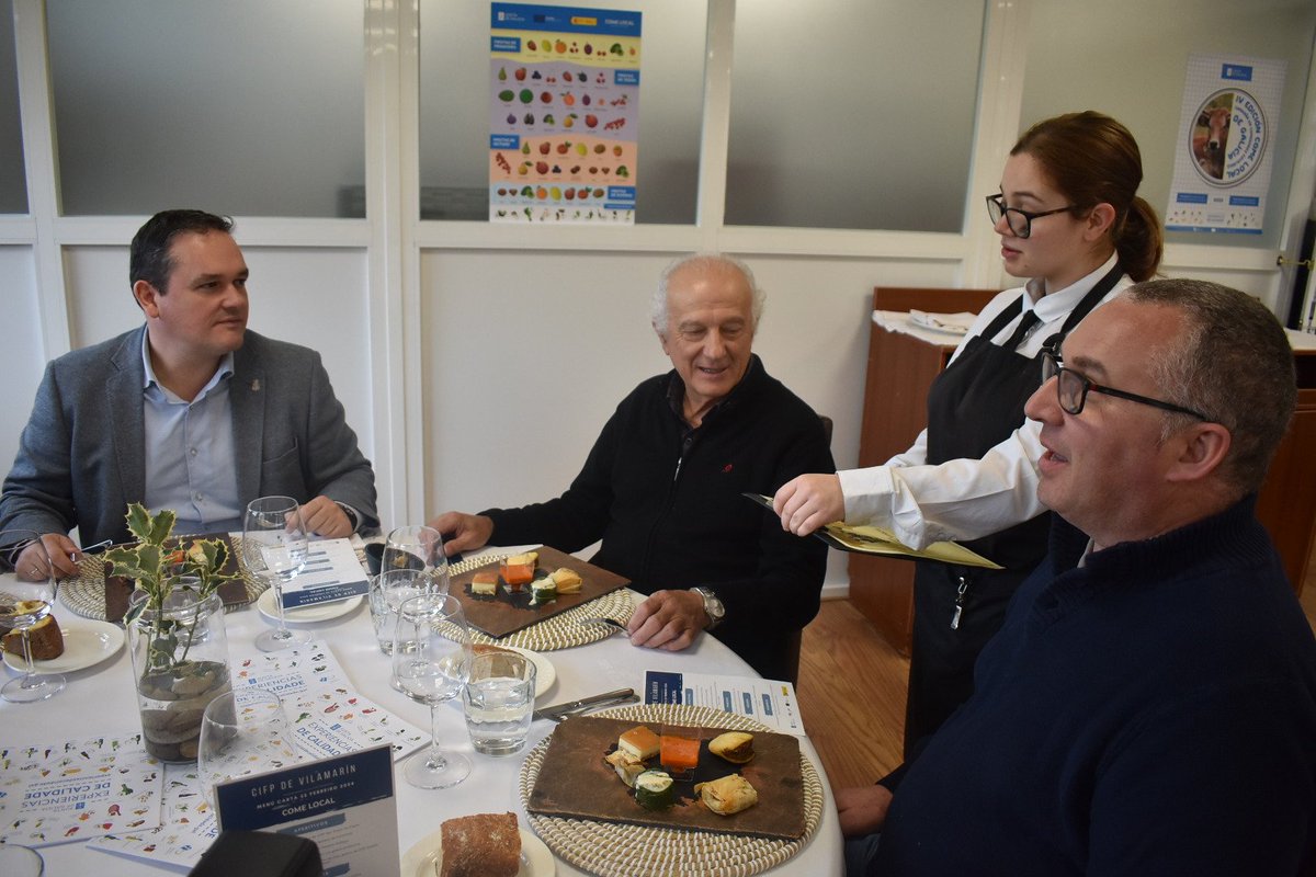 Continuamos coa campaña #Comelocal no CIFP de Vilamarín, na provincia de Ourense. 

✅ Valoramos o esforzo por mellorar a alimentación ofertada nos colexios elixindo produtos de calidade 👏🏼