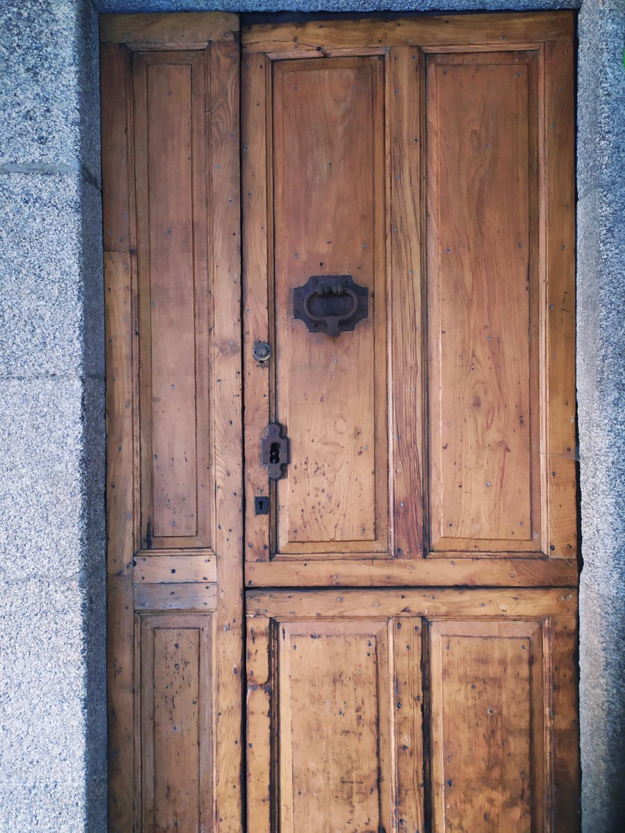 I have an obsession with old doors. Fabulous possibilities in my city. #doorsfanart #photography #streetphotography #photography #streetphotography #canon