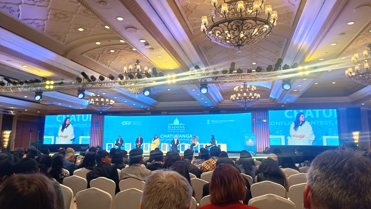 Lyimeee's tweet photo. Probably one of the most memorable sessions from #Raisina2024 on "Emerging Technology: A Panacea for SDGs?" Everything from Edtech, pros and cons of co-creation, the need for tech governance, accountability in edu, and many more pertinent issues widely discussed and debated. https://t.co/ytHsJKQ50u