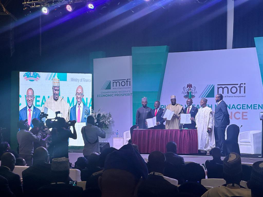 AbikeLSawyerr's tweet image. During the #PWMC2024, @AfDB_Group  was pleased to witness the signing of an MOU between @mofinigeria and the #MinistryofAgricandFiodSecurity🇳🇬 on Project Preparatory Funding (PPF)  for SAPZ projects across the country. This is a significant step for #SAPZ. #feedafrica 🌱