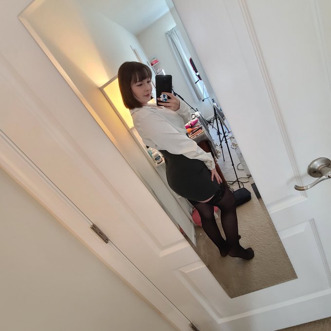 Good morning ❤️ https://t.co/oNW5YpmjUU