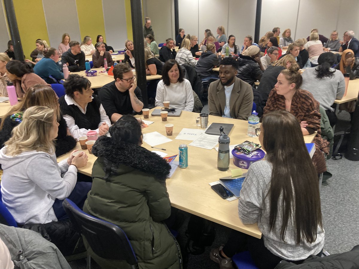 NCAlliance_NHS's tweet photo. 18 wards across Bury, Oldham, Rochdale and Salford are part of our Frontrunner Days Kept Away from Home Collaborative – working together on ideas to return people home from hospital as soon as possible.

#FrontrunnerFebruary #NHS https://t.co/l3Yw3njsi0