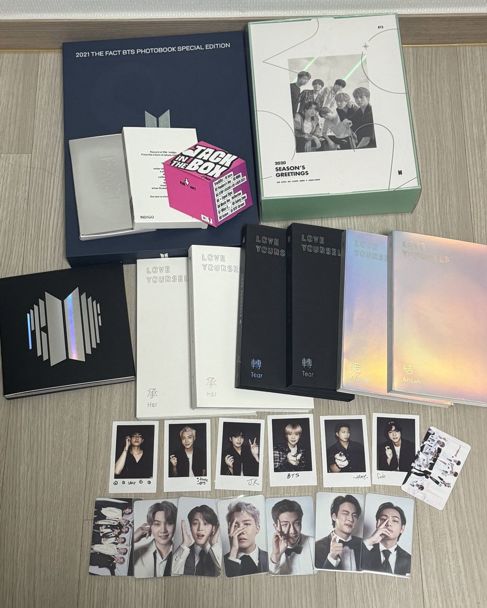 su_ding_ding's tweet photo. 방탄 공식 포토카드 굿즈 양도

All 4.0❗️❗️
디엠주시면 자세한 구성 알려드려요!
📍풀셋아닙니다!📍

방탄 album photocard BTS 미포 sell 럭드 미공포 블레 디비디 석진 지민 정국 호석 윤기 태형 남준 교환 포토카드 특전 머삼터 포토북 앨범 머사터 화에필 희귀 https://t.co/vau4DDACiC