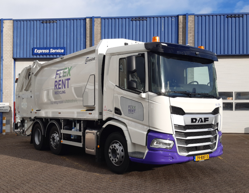 Truckland's tweet photo. Wij hebben deze mooie DAF XD 300 FAG mogen afleveren aan @flexrentbv.
Flex Rent, veel werkplezier namens Truckland gewenst! 🚛
#Truckland #DAF #Flexrent #Trucks https://t.co/s0nHyYE437
