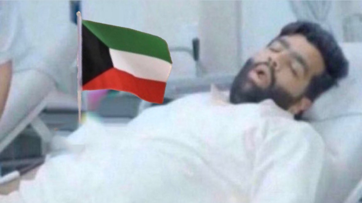 FreshoPrince's tweet photo. الكل مسافر و رايح شاليهات حق العيد الوطني 

انا : https://t.co/r1sYk3b2FL