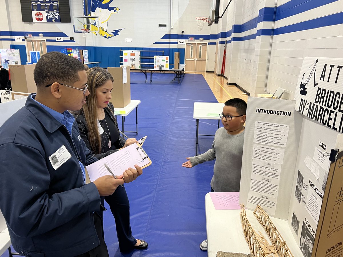playcirvin's tweet photo. ⁦@ChannelviewISD⁩ #STEMFair is underway!  Thank you ⁦@LyondellBasell⁩ ⁦@Axiom_Space⁩ ⁦@GCEFCU⁩ ⁦@UnitedCCU⁩ for judging our engineering projects! ⁦@ScienceWeiss21⁩ ⁦⁦@tchill_⁩ https://t.co/0Uvf1k3gq5