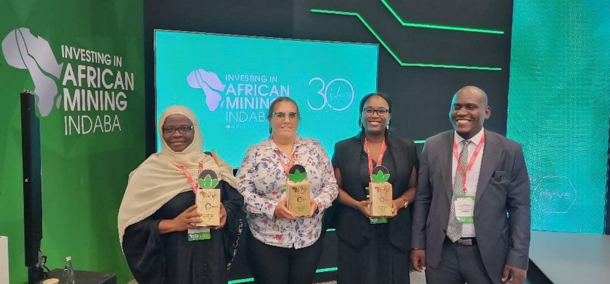 BaseTitanium's tweet photo. To be awarded 3 of these awards is a remarkable recognition of our commitment to sustainability and best practice.
Base was given the Transparency Award for its initiatives in combating modern slavery in its supply chains and displaying a high degree of respect for human rights. https://t.co/Ux5SKoFxUj