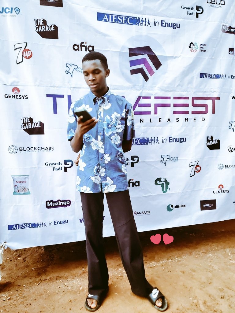 Iykreates's tweet photo. Thank you #THRIVEFEST
For the lasting feeling you left on me.
To the moon and beyond 🚀
@ANORAKOFWEB3 my bruhv💞 https://t.co/DriHliWPt4