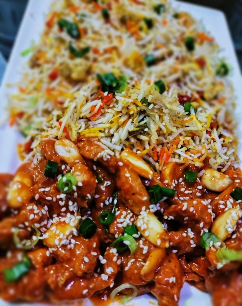 Today's Love ❤ 
Kung pao chicken with rice
#FoodieBeauty #Food #Foodies #foodpoll #FoodSpot #foodwars #foodlover #foodblogger #FoodTravelChat #yummy #tastyjapan #TastyTeja #tasty #TastyMade #recipe #recipes #RecipeOfTheDay #recipebooks