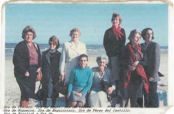 Biblioteca Nuestros Hijos tweet media