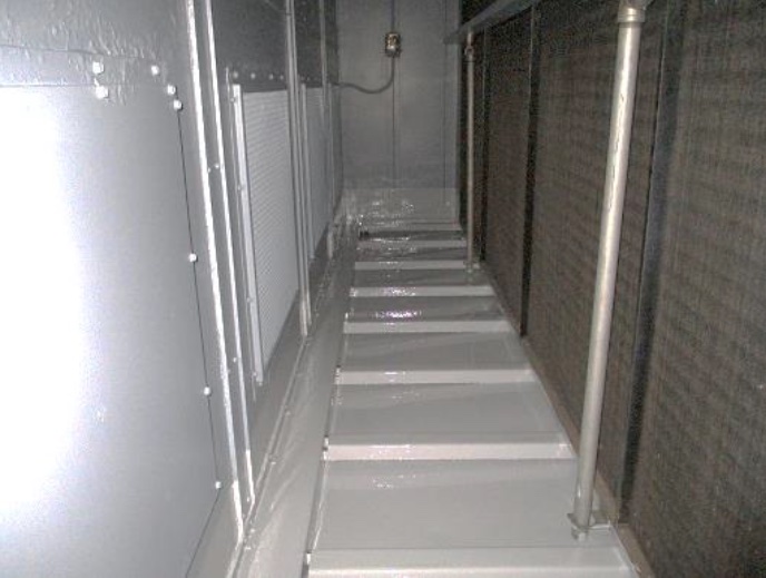 Facilities recently refurbished the air handling units at the Cardiovascular Research Building and Helen Diller Family Cancer Research Center. This included rust removal. The work will extend the life of the equipment.