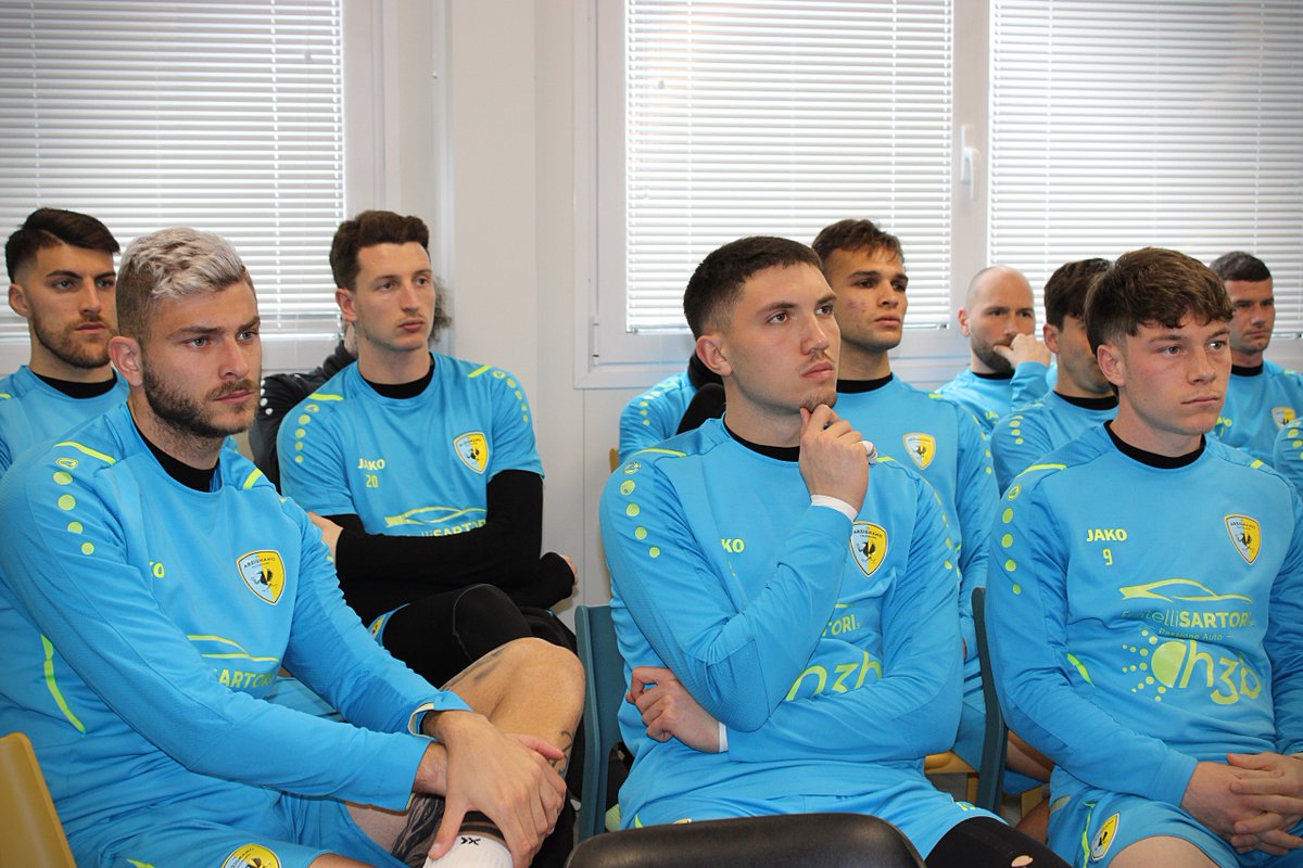 seriecofficial's tweet image. 🛣️ Continua ad #Arzignano il viaggio tra i club di Serie C NOW dell’#IntegrityTour, progetto di contrasto a frodi sportive e match fixing organizzato da Lega Pro e @Sportradar in collaborazione con l’@assocalciatori 

🔗 lega-pro.com/lintegrity-tou…

#SerieCNOW