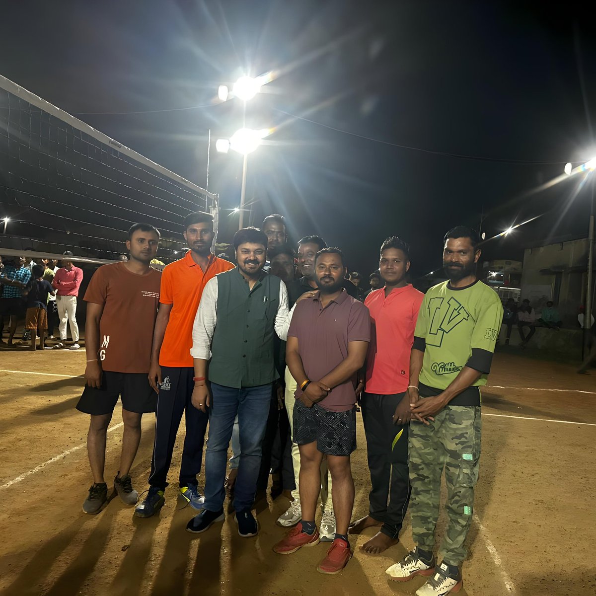 anujsharmacg's tweet image. राज्य स्तरीय वाली बाल प्रतियोगिता पथरी में शामिल हुआ और खिलाड़ियों के साथ थोड़ा वाली बाल खेल उनका उत्साह बढ़ाया...

#vollyball #statelevel #statelevelcompetition #dharsiwa #AnujSharma