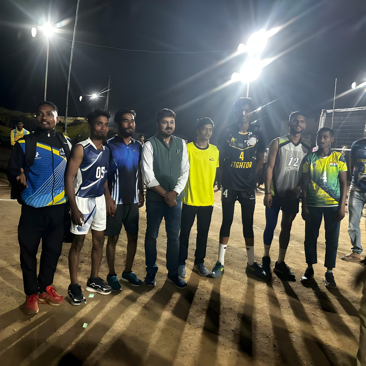 anujsharmacg's tweet image. राज्य स्तरीय वाली बाल प्रतियोगिता पथरी में शामिल हुआ और खिलाड़ियों के साथ थोड़ा वाली बाल खेल उनका उत्साह बढ़ाया...

#vollyball #statelevel #statelevelcompetition #dharsiwa #AnujSharma