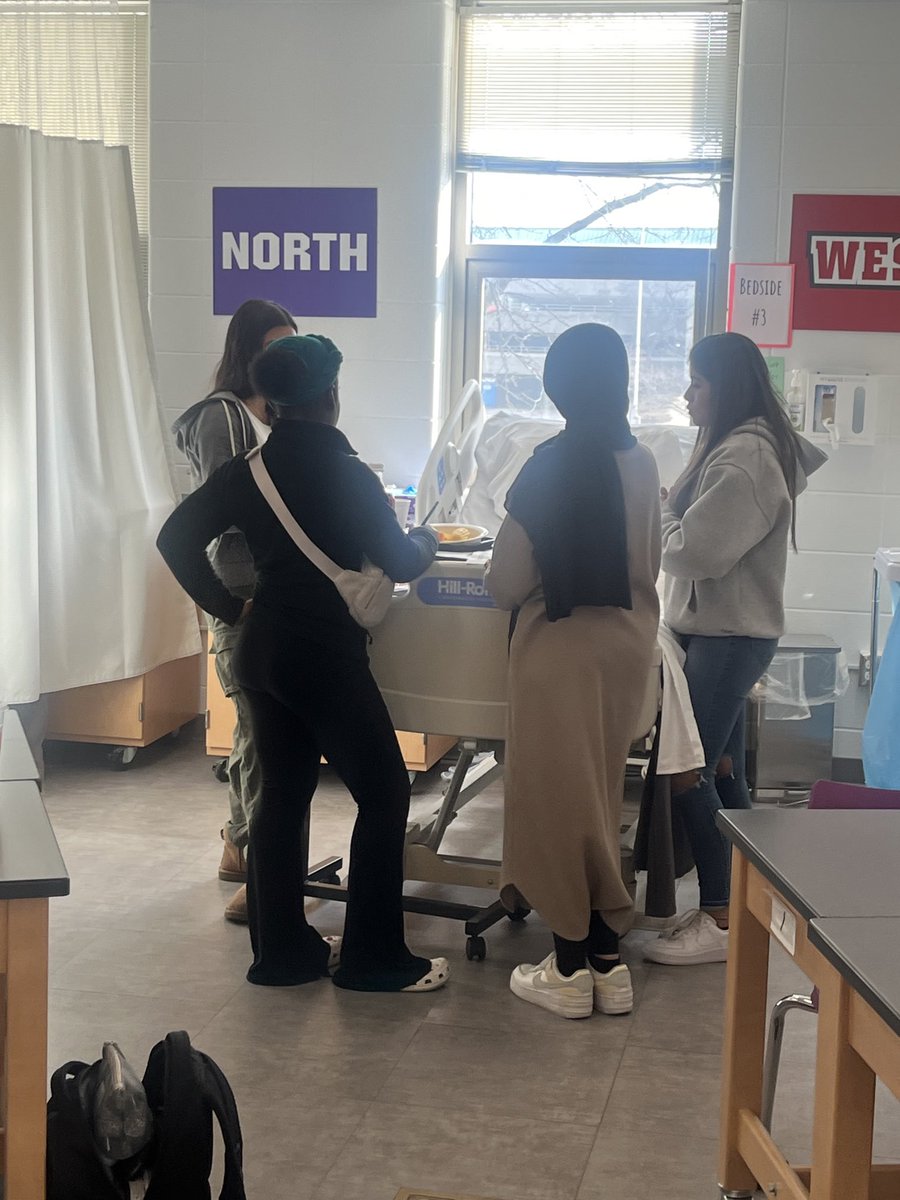 Angela Mell tweet media