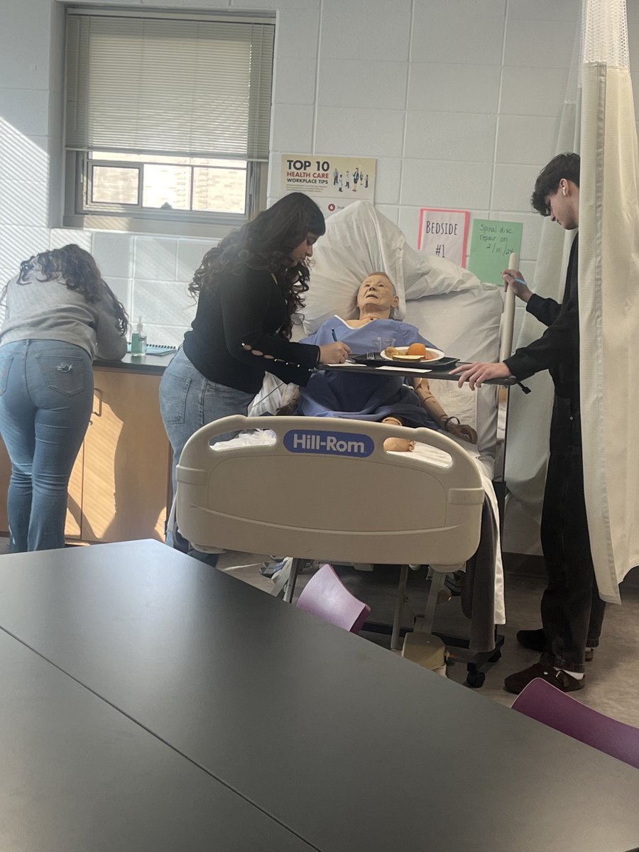 Angela Mell tweet media