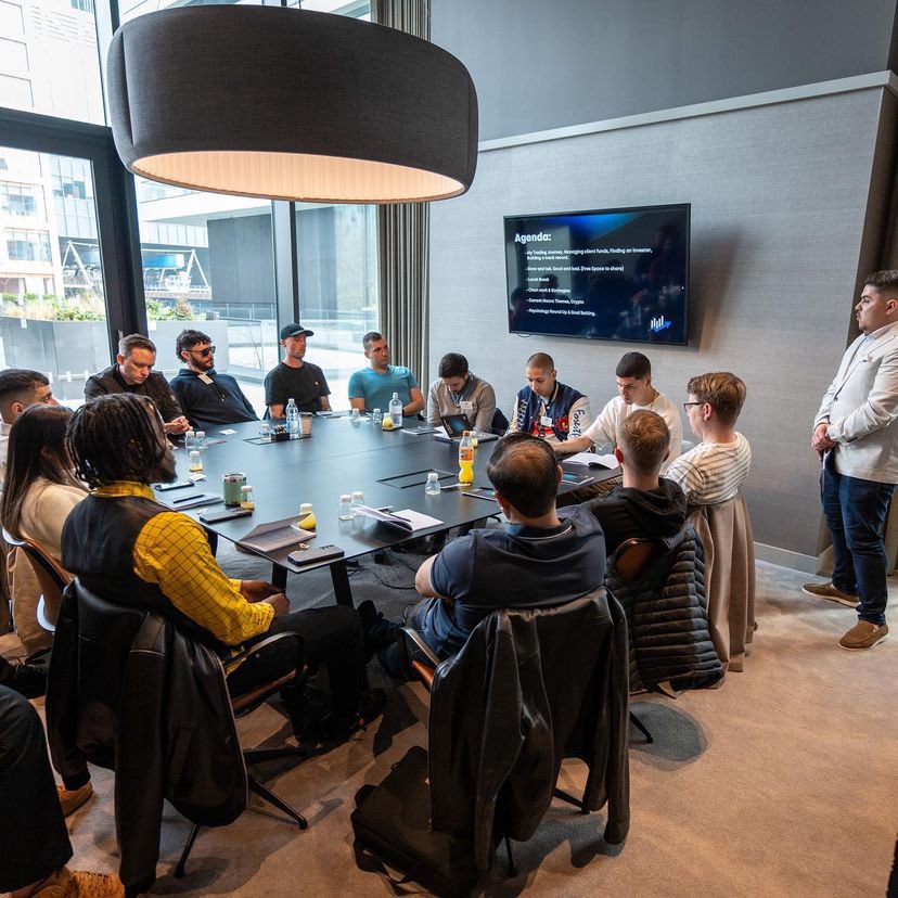 Lead from the front 📈 <a href="/thementorship/">The_mentorship app</a>.io 

Time in the market > Timing the market 

#thementorship