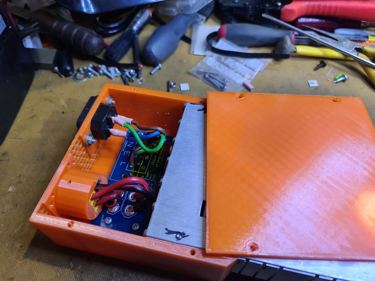 G0DDX's tweet photo. Another job done. My 55V 2Kw power supply for my HF Amp.  Normally they are rack mounted, but a few hours of 3D printing has changed that! https://t.co/0bIiFzMwHz