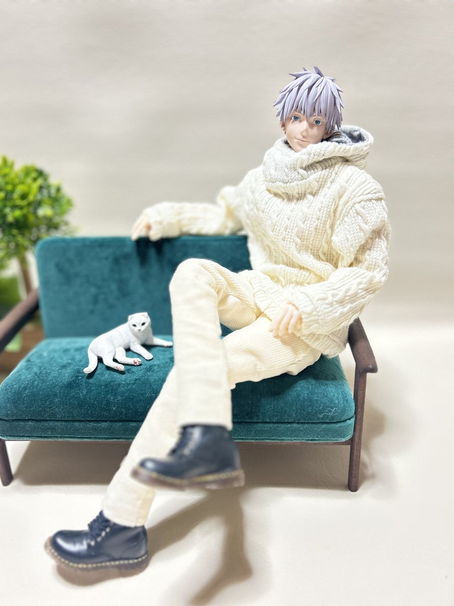 千枝さん@DollhouseAndy の型紙をお借りしてオビツ30用のプルオーバー