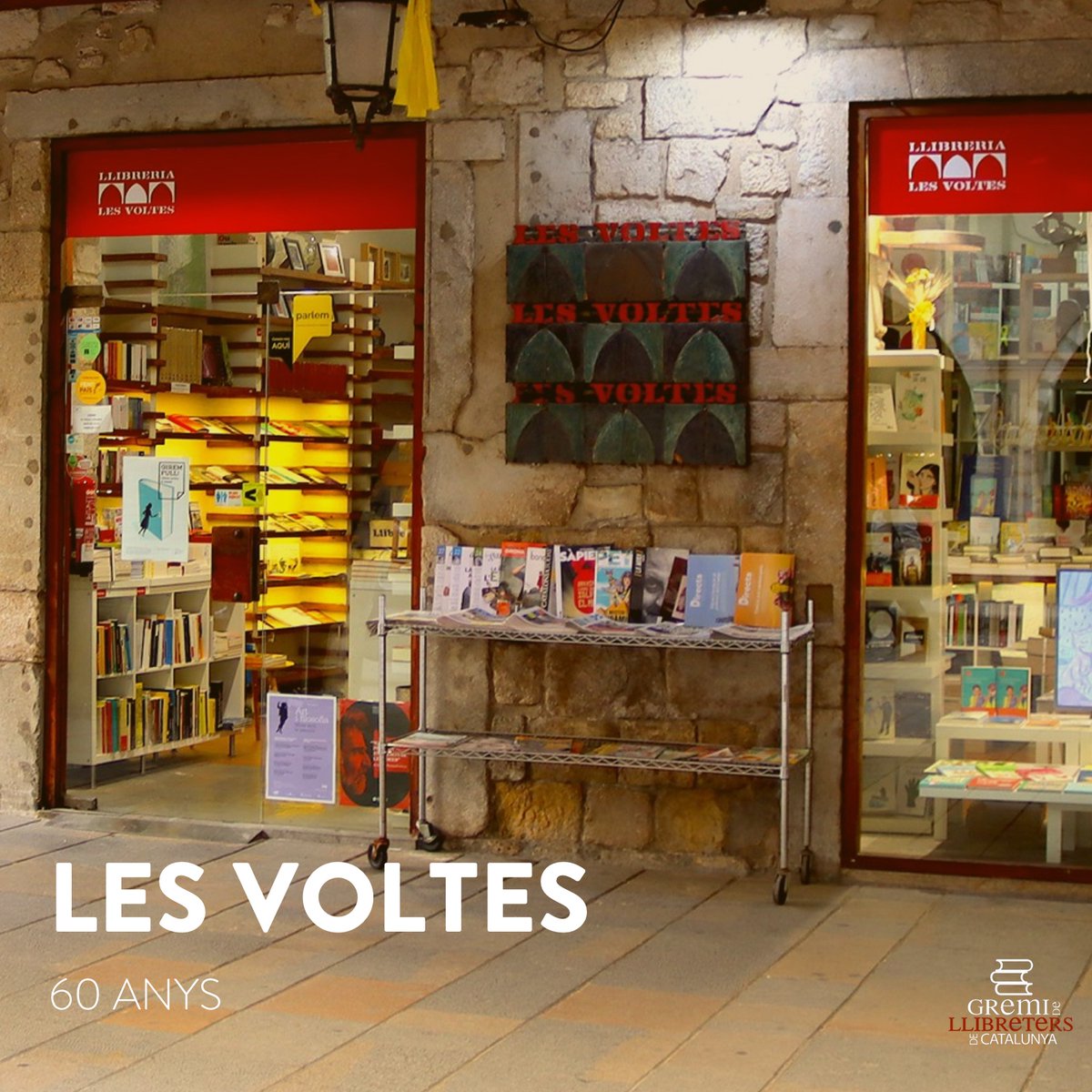 Llibreterscat's tweet photo. Des de @Llibreterscat volem felicitar de tot cor a la Llibreria @LesVoltesLlibre de #Girona que celebra el 60è aniversari! 

I el 28 de febrer a les 19h al @teatre_gi celebren 60 anys de lluita per a la promoció de la llengua catalana.

Per molts anys i molts llibres! ❤️📚 https://t.co/dWRwSP5ccE
