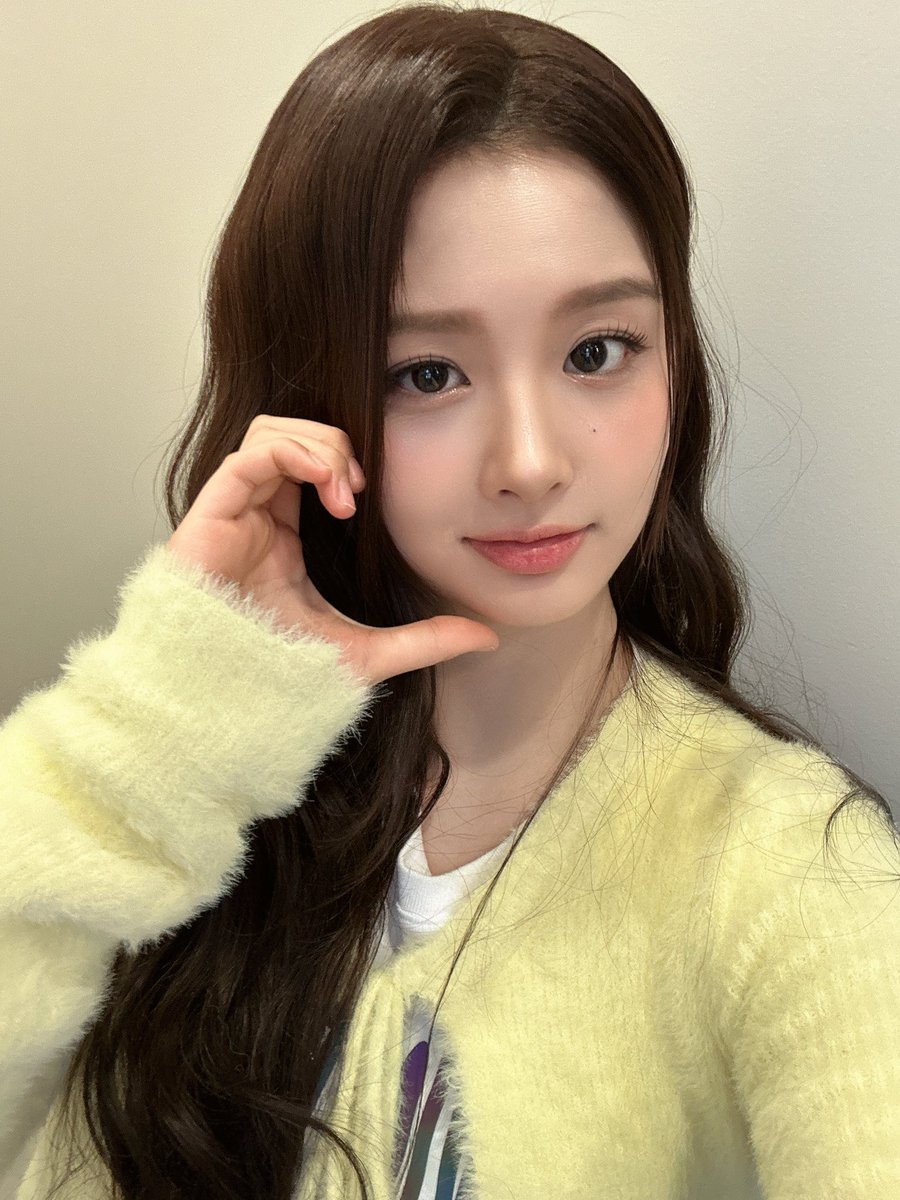 2주년추카포카😻💛 #NMIXX #엔믹스 #설윤 #SULLYOON