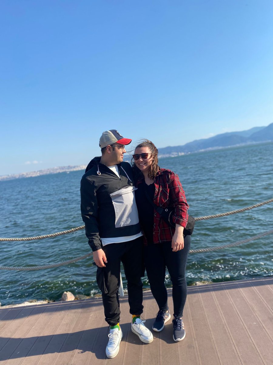 Ömrümün en güzel yarını, 
Son bekar yıl dönümümüz kutlu olsun❤️
<a href="/tugayguvennn/">TUGAY GÜVEN</a>