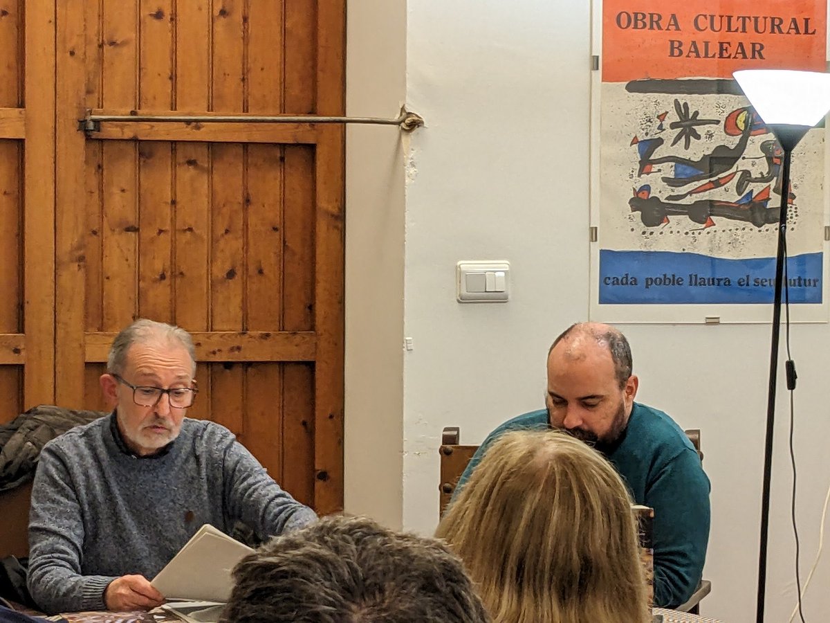 AdiAedicions's tweet photo. Commocionats i en xoc per la mort de Tomàs Martínez, amb qui hem compartit una intensa gira i arrelat gran amistat. 
Enyorarem l’entusiasme i l’energia amb que vivia i feia les coses. D.E.P. https://t.co/ds0VtVVffG