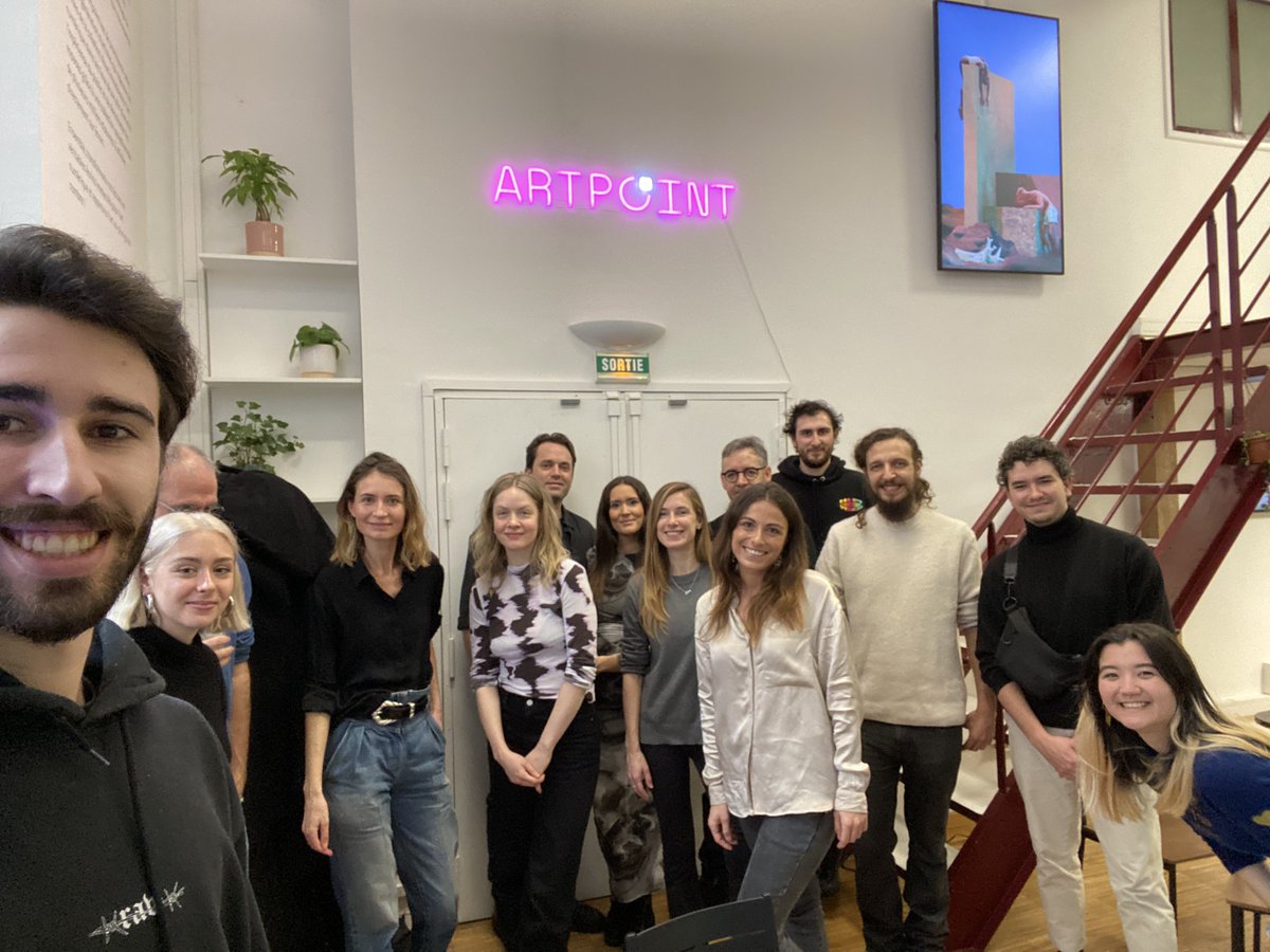 GM 🥐 

We organised a little breakfast in our showroom today with some of our exceptional artists! So great to see a mix of techniques, backgrounds and creative approaches come together in a shared passion for our digital art sector. 🫶🏻