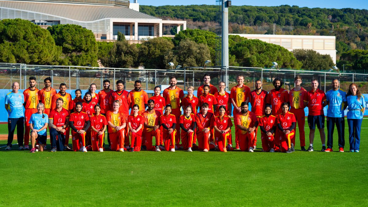 🇪🇸España campeona del “European Cricket International ECI-W”: 

Selección masculina y femenina 
Ganando 10/10 a República Checa 🇨🇿 

🇬🇧Spain champion of the “European Cricket International ECI-W”:

Women and Men
Winning 10/10 against Czech Republic 🇨🇿 
#vamoscricketespaña