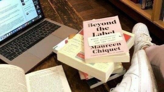 𝘮𝘢𝘭𝘶 tweet media