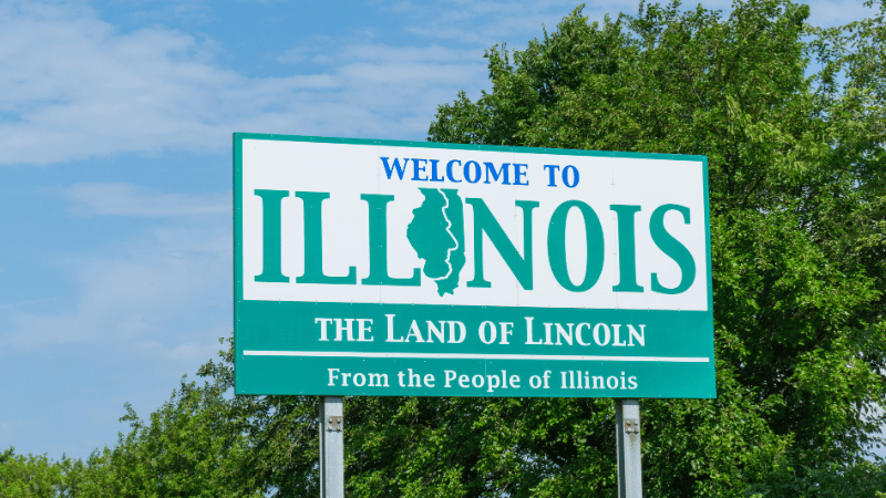Pros and Cons of Living in Illinois dlvr.it/T35bNF