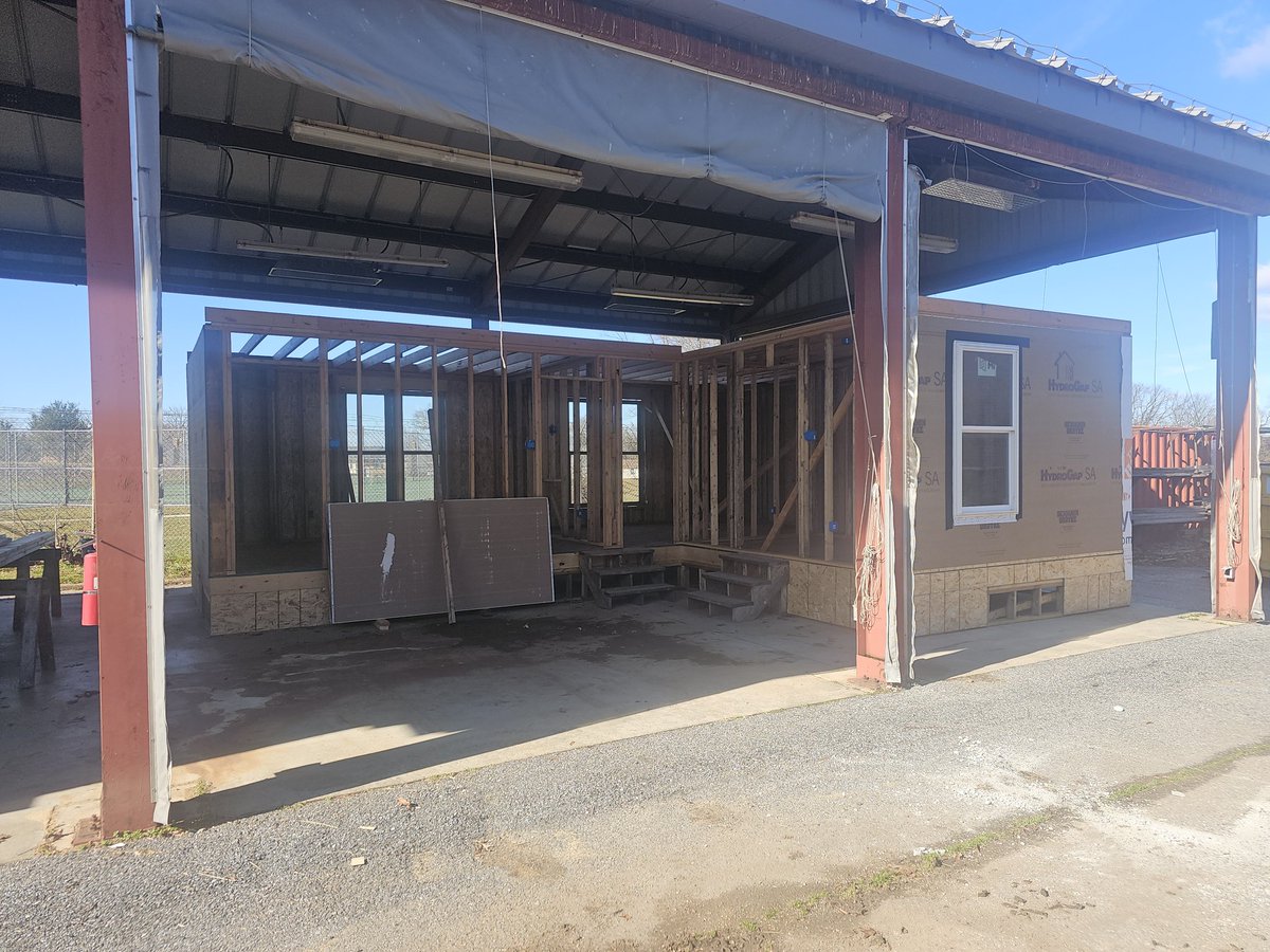 KHS_Carpentry's tweet photo. Carpentry 4 students have finished framing and setting windows. Drywall time! #CTEMADE #BCPSCTE #KenwoodBCPS #CTE_BaltCoPS #CTEMonth https://t.co/WxZN2yu3bV