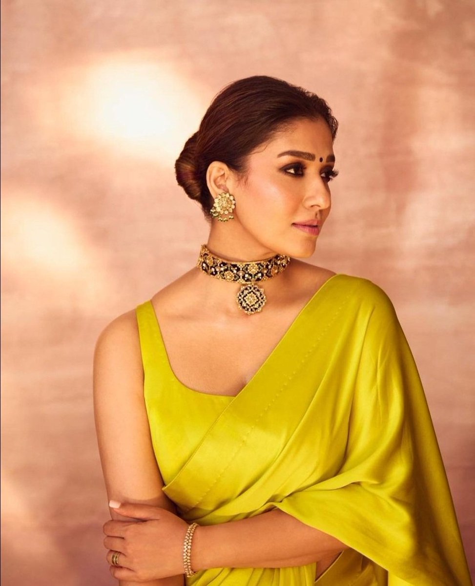 Photoshoots, Reels 🛐😭✨️ Once Thalaivi has decided to serve then nothing can stop her 🤲 ~ #LadySuperstar #Nayanthara ~