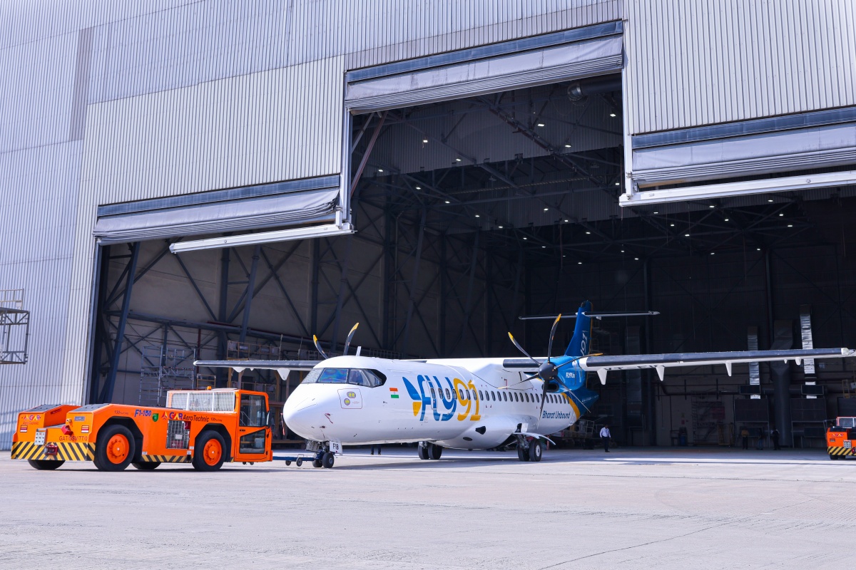 fly91_IN's tweet photo. Presenting our pride - the very first ATR 72-600, VT-FIB 🙂 ✈

Our beautiful wings are all set to grace the skies. Ready to soar higher, bringing Bharat closer.

#ATR #ATR72 #airline #BharatUnbound #Bharat #India https://t.co/UF1NK04OTr