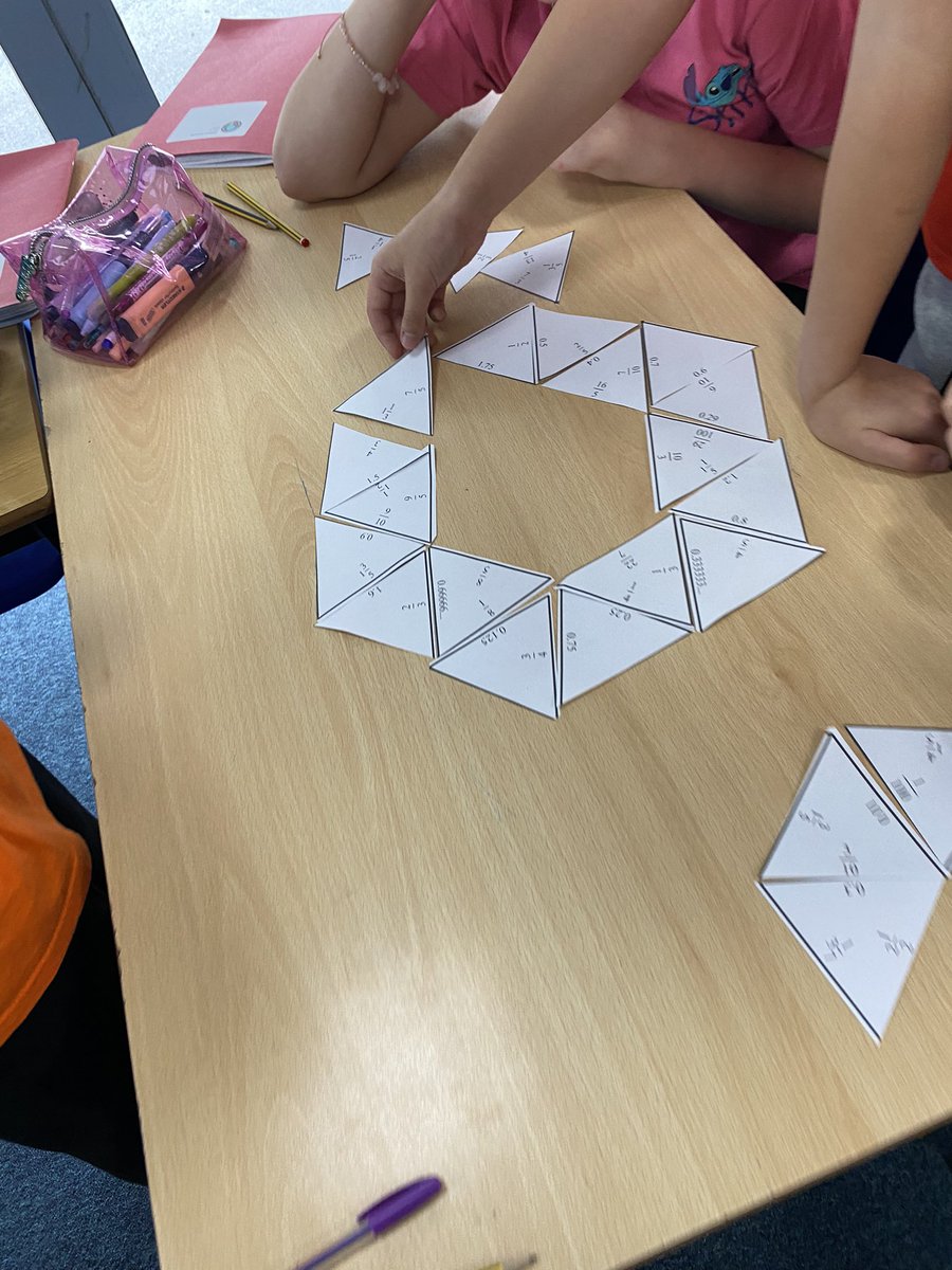 WCPSc2024's tweet photo. We’ve been matching up fractions and decimals in maths today in the form of a jigsaw! Some great mathematical discussions on show. #WCPSMaths https://t.co/8kXbRnkJsC