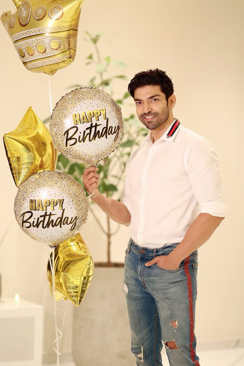gurruchoudhary's tweet photo. Appreciating all the love and wishes ❤️🙏🏻
Celebrating life with gratitude 🥳🎊
.
.
.
.
#happybirthdaytome #happybirthday https://t.co/McpKbpSTSN
