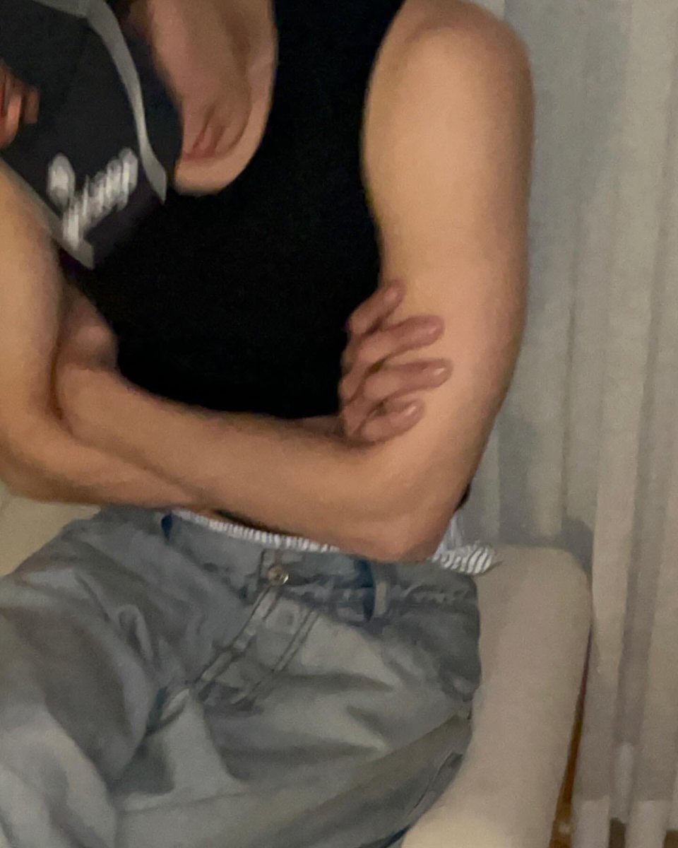 juuyeonS2ver's tweet photo. 빤히.. https://t.co/ykVkxLMCsH