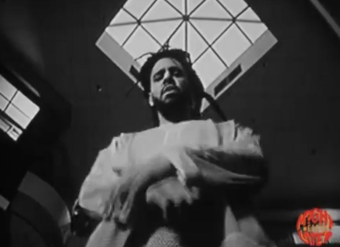 Here's 5 inspiring lessons I took from J. Cole's new mini-doc Might Delete Later 🧵