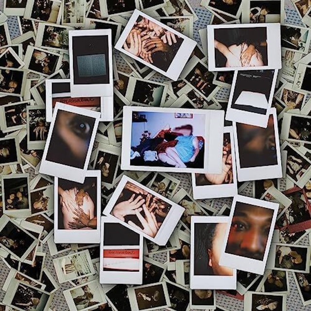 michiro_stalin6's tweet photo. 本日の戦利品。Differencesの新作CD [THE FAMILY PORTRAIT]1st フルアルバム。ポストハードコアからハードコアに。そしてグリーンもある。激しさだけではないエモさも兼ね揃えたハードコア。聴くのが楽しみだ。
#Malones
#Differences https://t.co/0I750DUDTd