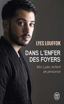 LouiseM_Enjolra's tweet photo. d'accompagnement et de prévention en addictologie #csapa et voudrait suivre une formation pour devenir masseuse.
Dans son nouveau chez-elle, on trouve en bonne place des gants de boxe, le livre du porte-voix des enfants placés Lyes Louffok ("Dans l'enfer des foyers")
ou encore https://t.co/1JFdIKgmk9