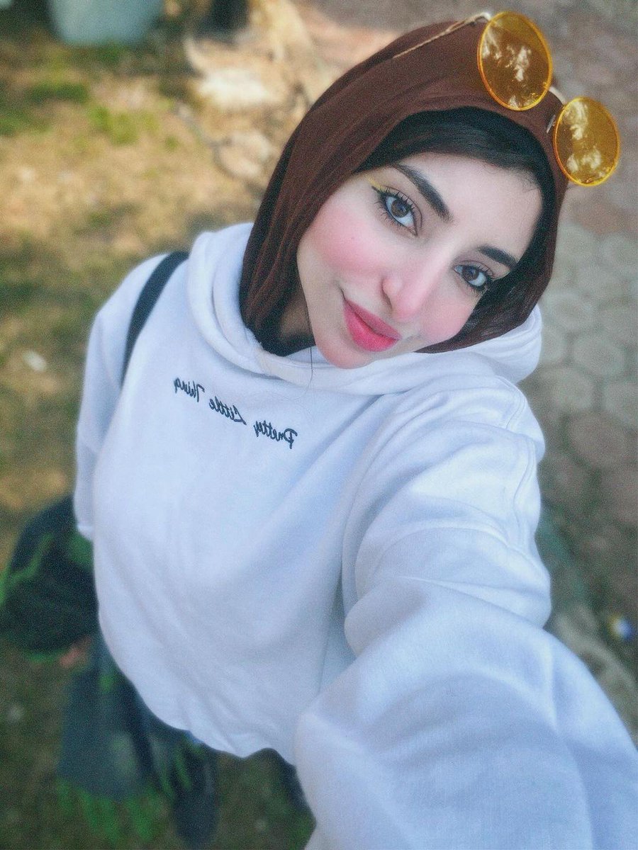 Parizaymalik85's tweet photo. .دفہ کرو الیکشن اور محبت کو
آؤ مل کر مجھے وائرل کرتے ہیں 😂
.
.
.
.
.
.
#SNAPCHATLEAKED 
#snapchat 
#snaphacks 
#Trending 
#TrendingNow 
#Twitter家庭料理部 
#TwitterDown 
#viral https://t.co/Vg8NlLCXSQ