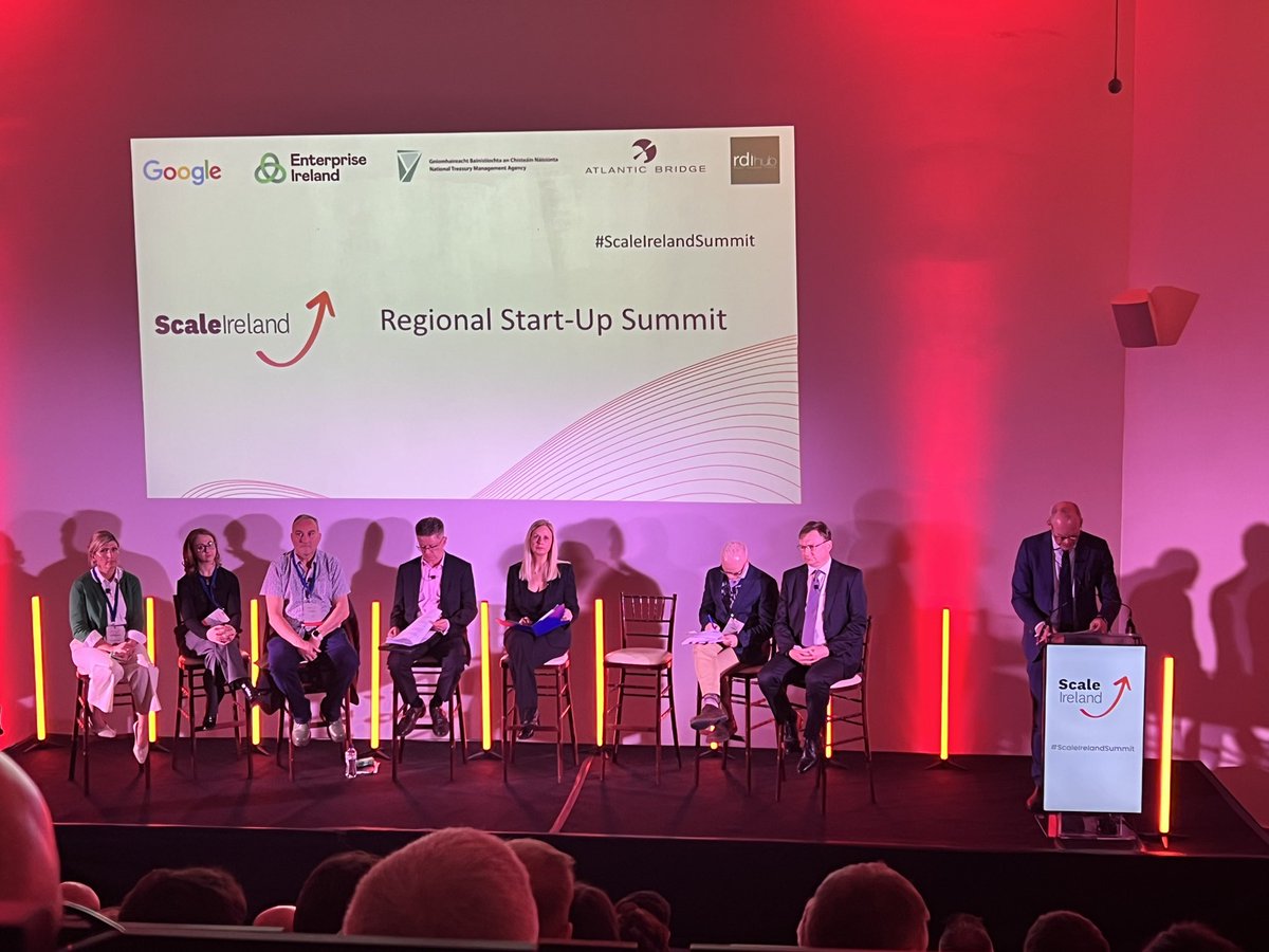 Encouraging start to @ScaleIreland @UL Minister Coveney highlights startup sector’s multiplier effect on economy & govt’s intent to incentivise startups to stay Irish longer, grow longer to be next Multinationals operating on world stage. Funding is key! #ScaleIrelandSummit