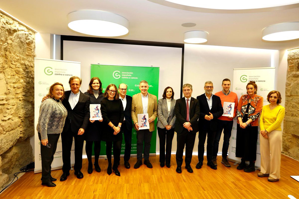 Presentación del plan de ayudas de Investigación AECC 2023 concedidas en A Coruña. Enhorabuena a nuestras investigadoras del Inibic Angelica Figueroa  y Sofía Silva por los premios obtenidos.