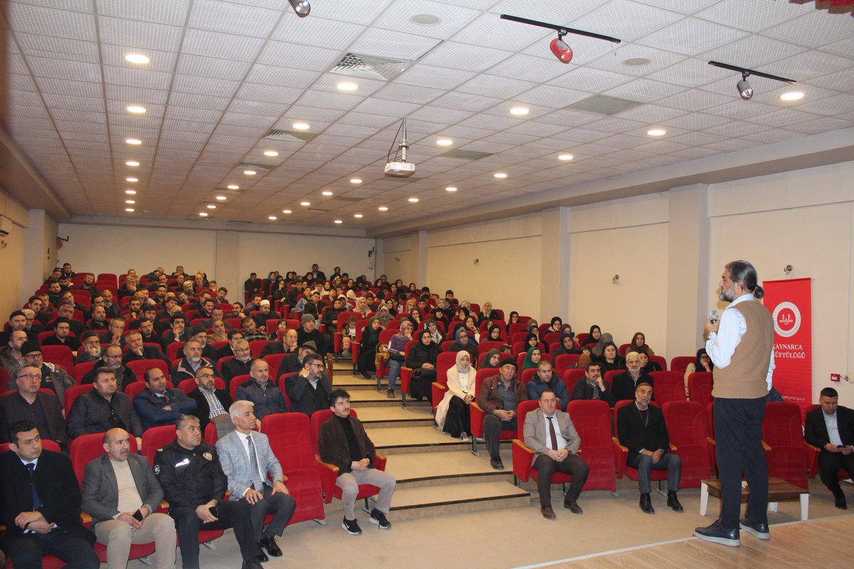 KaynarcaMuftulk's tweet photo. İlçe Müftülüğümüz tarafından vatandaşlarımızın ve din gönüllülerimize yönelik Kudüs Konferansı düzenlendi.
SAÜ Doç. Dr. Yaşar KAHRAMAN'ın konuşmacı olarak katıldığı programa  Müftümüz Süleyman DEMİRYÜREK, Kaynarca daire amirlerimiz, vatandaşlarımız ve din görevlilerimiz katıldı. https://t.co/IatoW1Gcc5