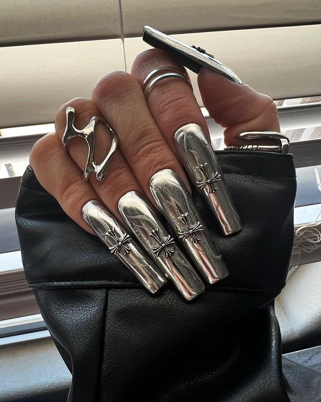 musesblueprint's tweet photo. chrome. https://t.co/MqlNaVM7uv