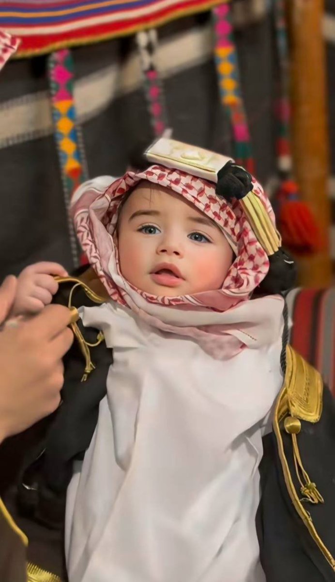 gorgeous4ew's tweet photo. ادم يحتفل بيوم التأسيس 🥹🇸🇦 https://t.co/diRwbtWM2s