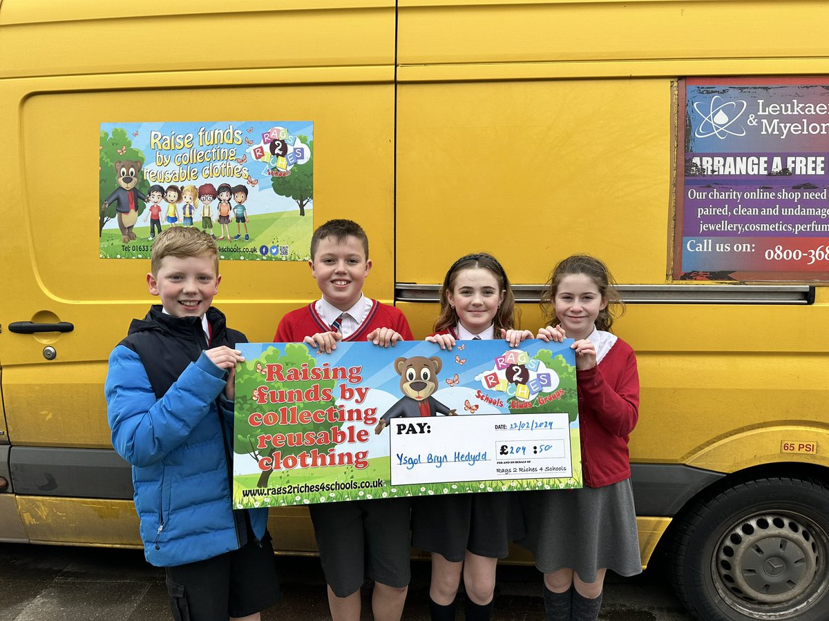 Ysgol Bryn Hedydd (@ysgolbrynhedydd) on Twitter photo #Rags2Riches4Schools
Thank you so much to everyone for donating over 90 big bags of clothes. We had over 400kg and made £204.50 for the school and helped a fantastic charity. Amazing. <a href="/Rags2Riches4Sch/">Rags2Riches4Schools</a> #Rags2Riches4Schools
Thank you so much to everyone for donating over 90 big bags of clothes. We had over 400kg and made £204.50 for the school and helped a fantastic charity. Amazing. <a href="/Rags2Riches4Sch/">Rags2Riches4Schools</a>