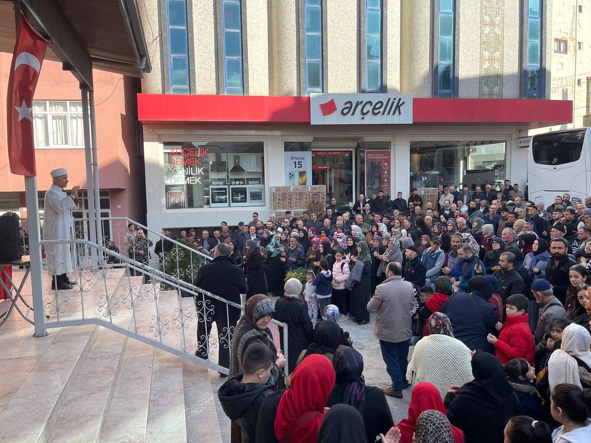 KaynarcaMuftulk's tweet photo. Diyanet işleri başkanlığı organizasyonu ile İlçemiz hocalarımızın rehberliğinde kutsal topraklara umre ibadetini ifa etmek üzere gidecek olan umre yolcularımıza uğurlama programa düzenlendi.
Programa ilçe müftümüz Süleyman DEMİRYÜREK, görevlilerimiz ve  halkımız katıldı. https://t.co/mYsDjJDPTR