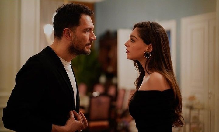 SaraPugliese84's tweet photo. Avremo una foto #matila del backstage oggi? Speriamo #SaklaBeni #metila ❤️🔥
#CemreBaysel confido in te.
#UrazKaygılaroğlu https://t.co/ilfGcOJ4zo